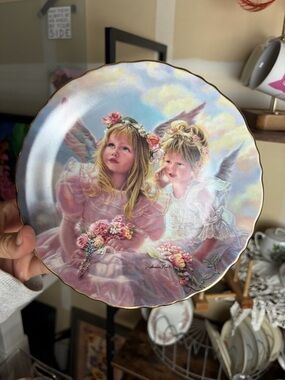 “Sharing Secrets” Reco Plate by Sandra Kuck Everlasting Friends Collector Plate